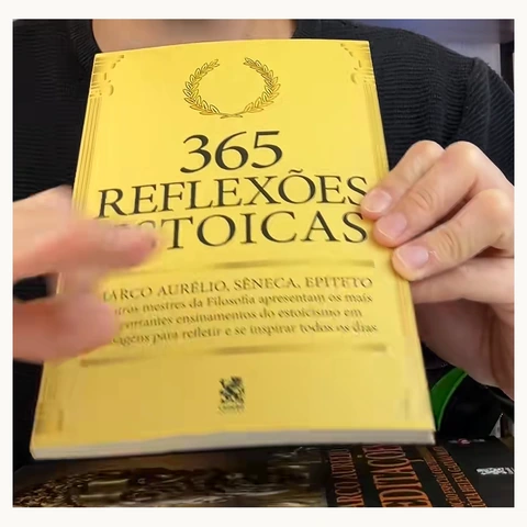 Capa real de 365 Reflexões Estoicas